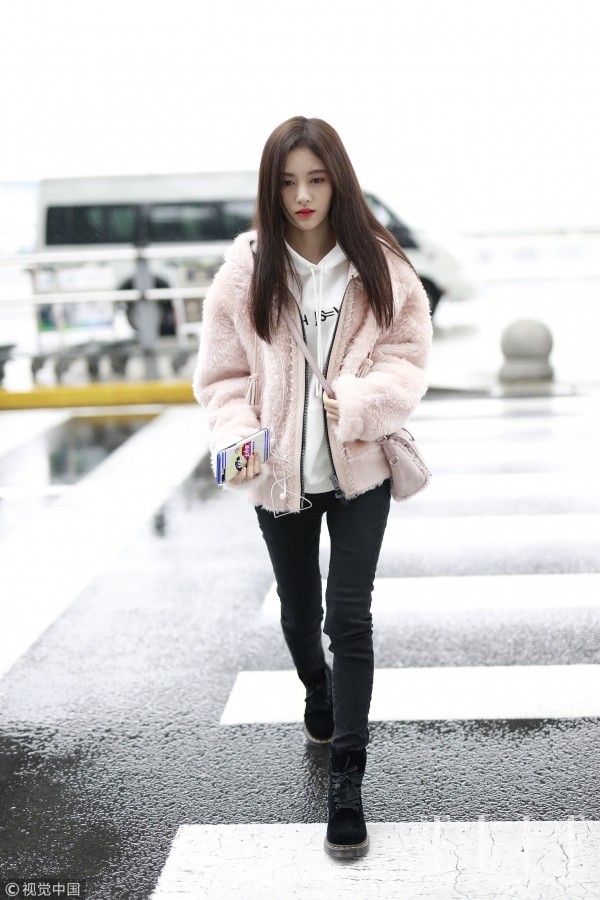 粉粉惹人爱,穿粉色去约会最适合啦