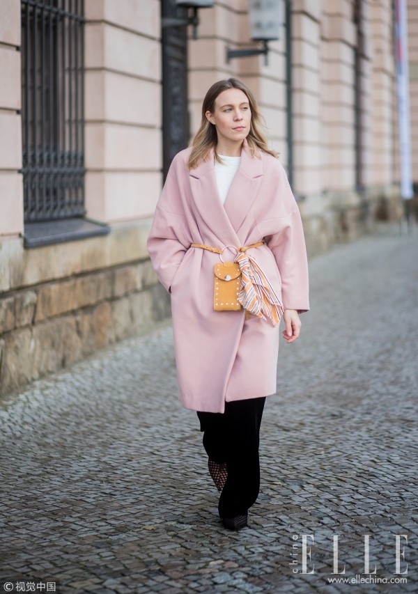 粉粉惹人爱,穿粉色去约会最适合啦