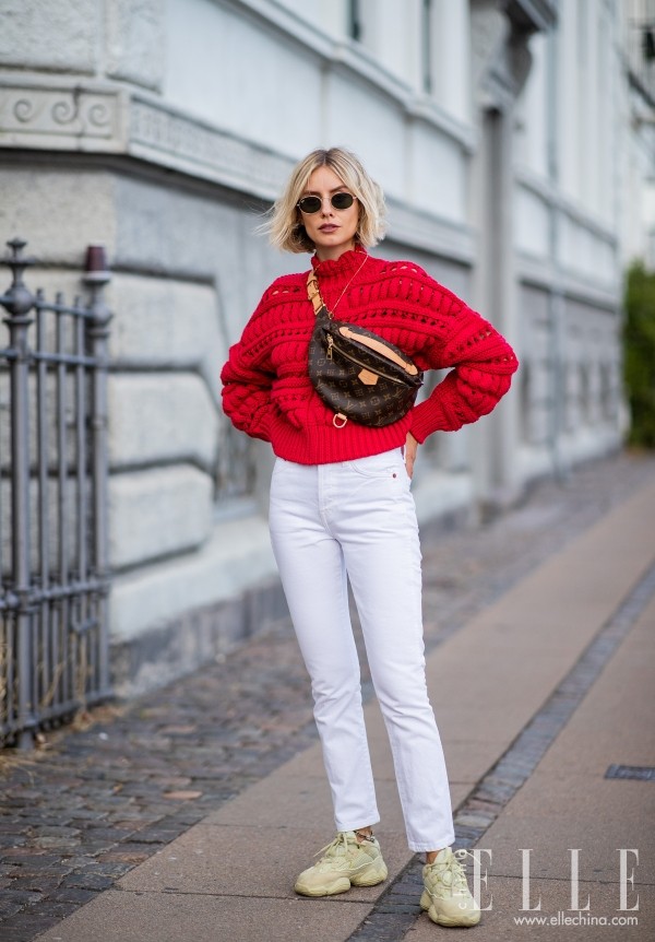 春节都爱穿红色,怎么配它才适合