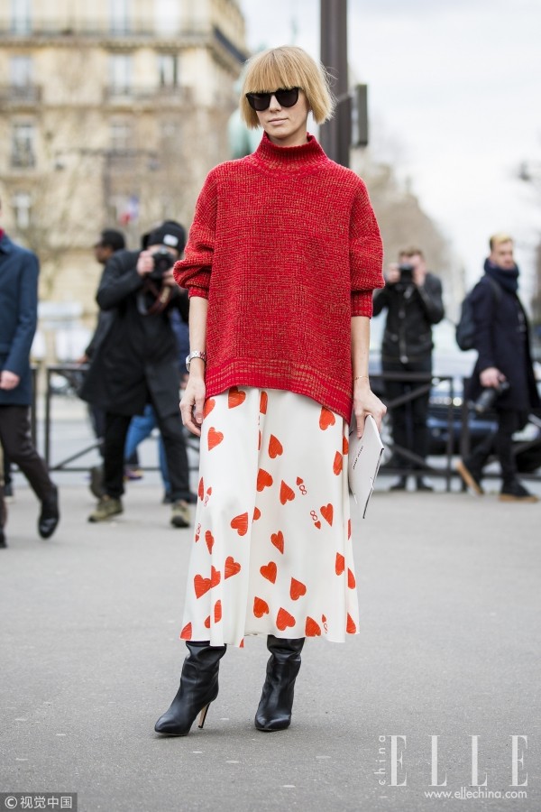 春节都爱穿红色,怎么配它才适合