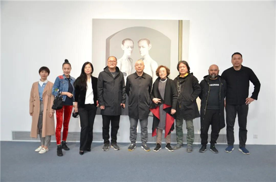 安堃 An Kun油画艺术展在朗空美术馆开幕,用安静的画面记录时代的镜像